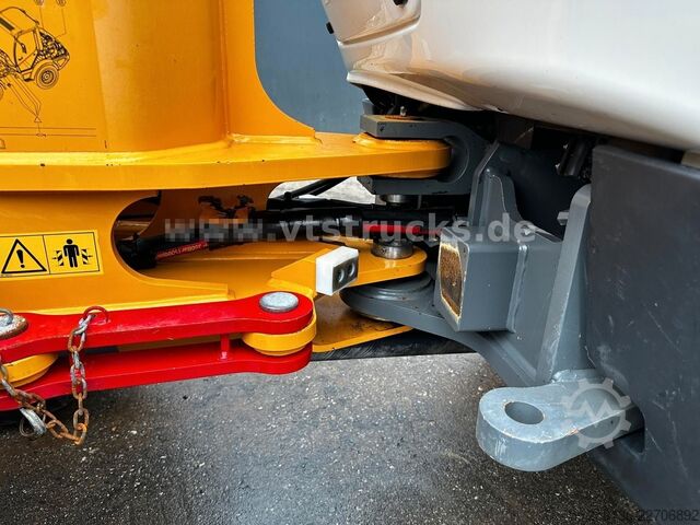 Radlader LIEBHERR L506C Schaufel/Palettengabel