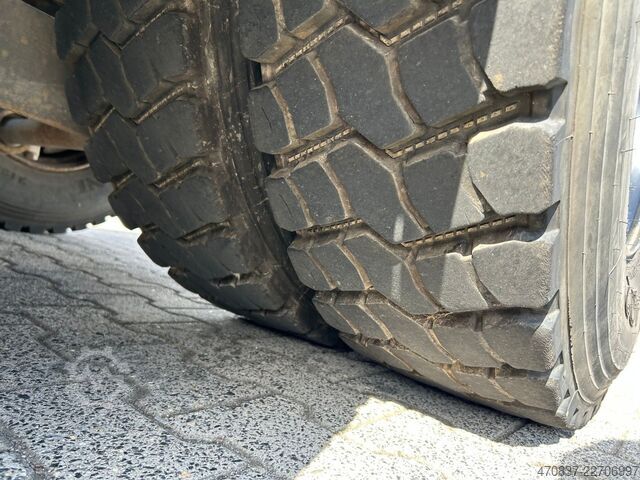 Standard SZM MERCEDES-BENZ Actros 2651 V8 / Retarder / 3 x Pedal / Hydrulik