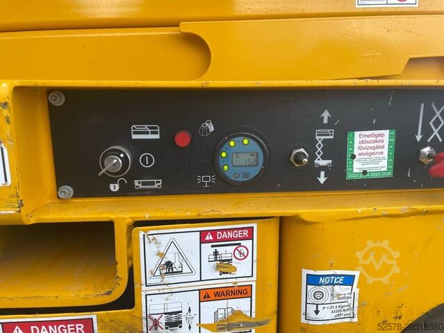 Scherenhebebühne Haulotte Compact 10