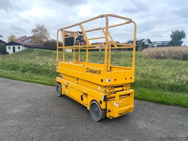 Scissor lift Haulotte Compact 8