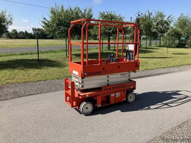 Scherenhebebühne Snorkel S 1930 E