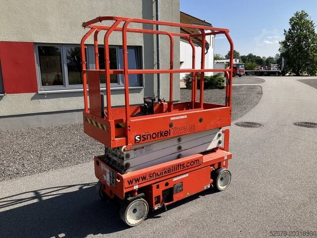 Scherenhebebühne Snorkel S 1930 E