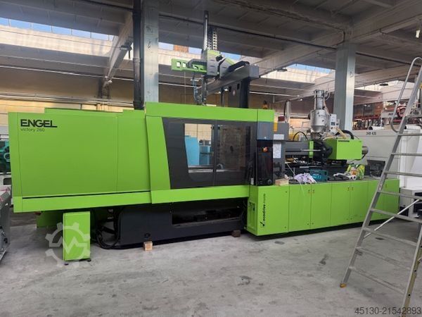 Spritzgießmaschine Engel Victory 2460/260 Tech Ecodrive