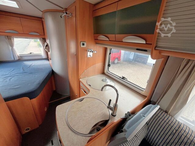 Integriertes Wohnmobil HYMER/ERIBA B 654 - Automatik - Klima -  - Solar