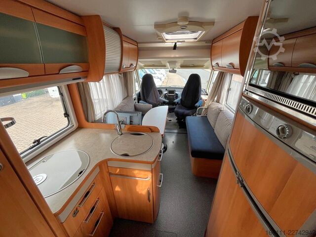 Integriertes Wohnmobil HYMER/ERIBA B 654 - Automatik - Klima -  - Solar