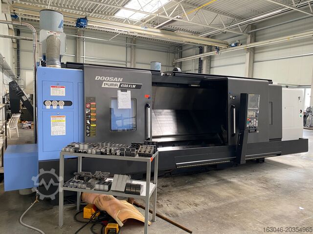 CNC Dreh-Fräszentrum DOOSAN Puma 4100XLMC mit Lünette