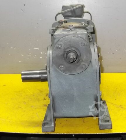 Gear motor 0.75 kW 40 rpm VEB BMRZB71G4MBRB