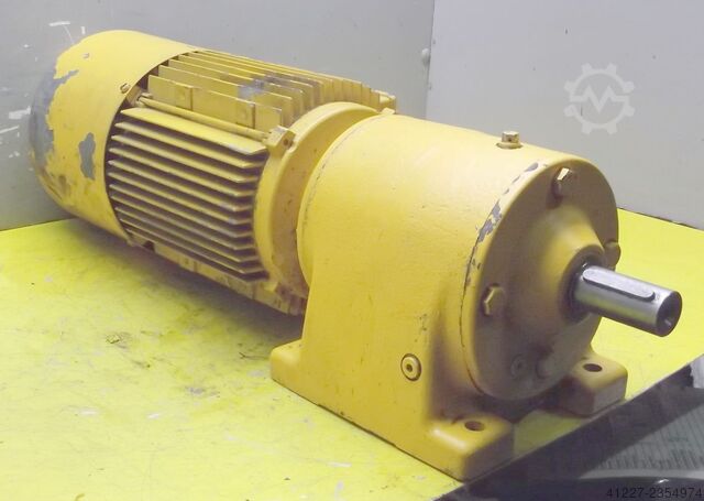 Gear motor 0.35/1.3 kW 16/65 rpm SEW-EURODRIVE R60DT100LS8/2B