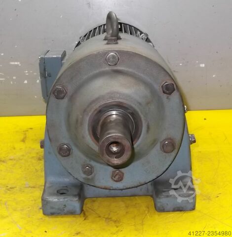 Gear motor 1.5 kW 53 rpm SEW-EURODRIVE R70DT90L4B8