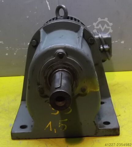Gear motor 1.1 kW 33 rpm Bauer DO43/105