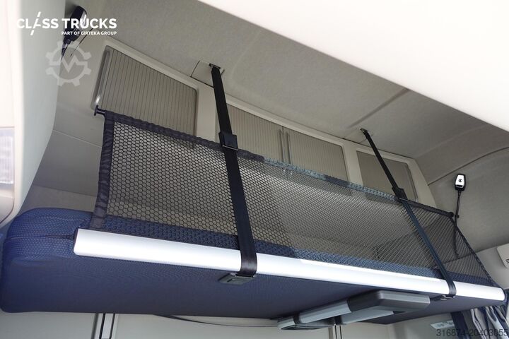 Standard tractor unit VOLVO FH 460 Globetrotter XL i-Save