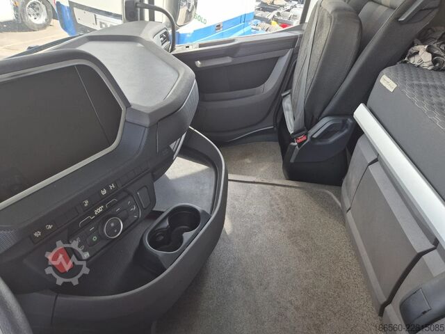 Standard-Traktor DAF XF 480 FT