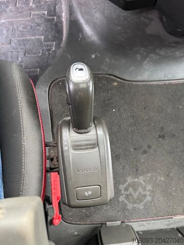 Standard-SZM Volvo FH 420 Globetrotter ADR