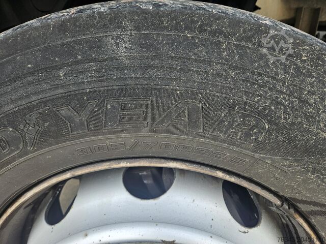 Tautliner-Aufbau MAN TGM 18-290 BL - EEV - TAUTLINER + LIFT