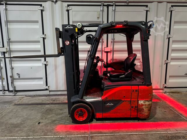 Forklift Linde E16C-02