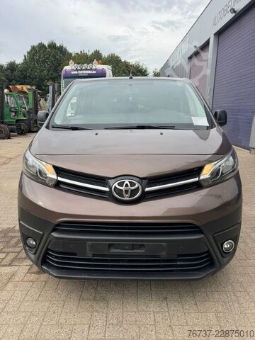 Toyota **PROACE-EURO6D-9SEATS** Toyota **PROACE-EURO6D-9SEATS**