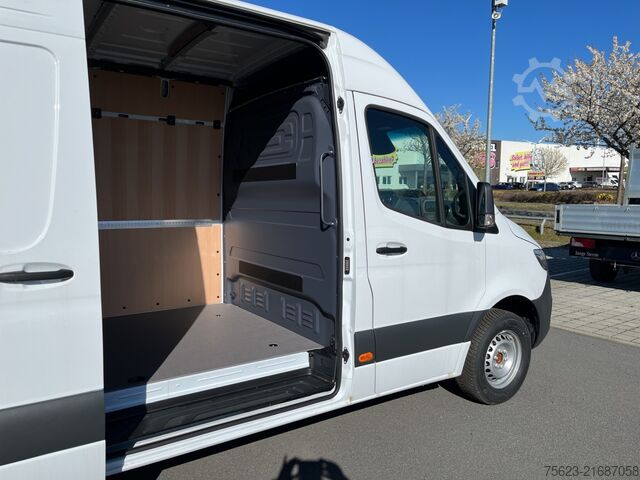 Panel van Mercedes-Benz Sprinter 319 CDI Kasten PRO L2H2 LED AHK Park Sitzh. Klima
