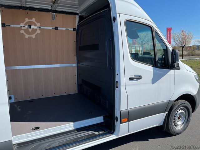 Kastenwagen Mercedes-Benz Sprinter 315 CDI Kasten SELECT Extralang LED AHK Parkpaket