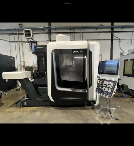 Universal-Bearbeitungszentrum DMG MORI DMU 50