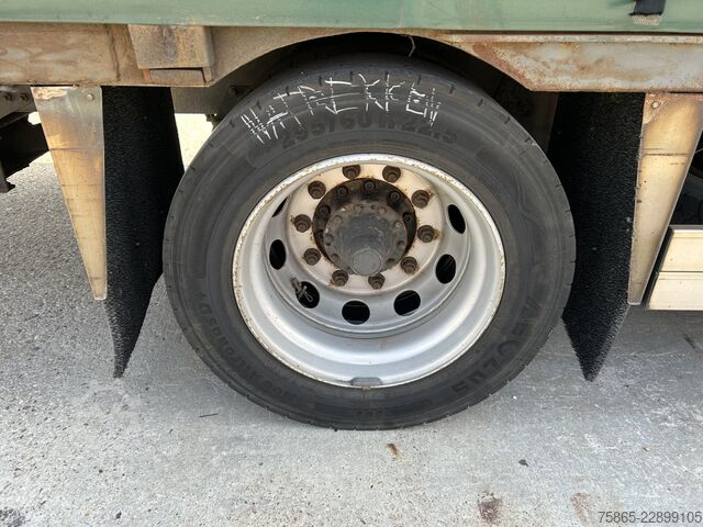 Curtain sided Scania R 310 B Euro 4 / 934 dkm / 3 Pedals / Full Air ...