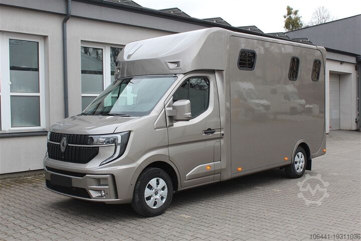 Cattle truck Renault Master Pferdetransporter Neues Modell