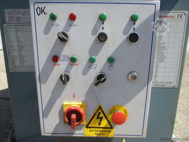 Ausklinkmaschine DURMA VN 2006 (3218)