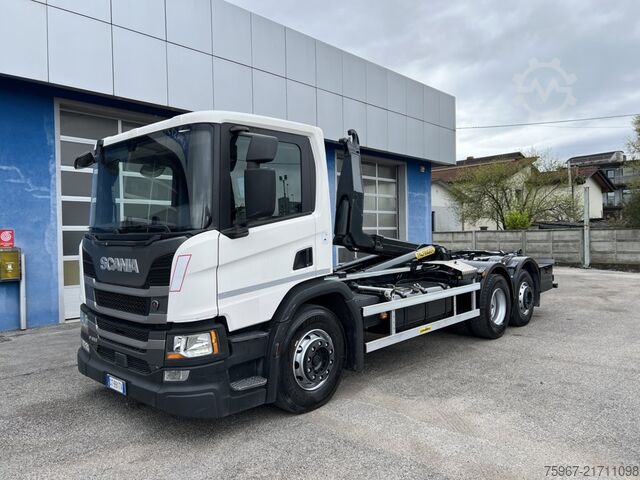 Roll-off tipper truck SCANIA P 450