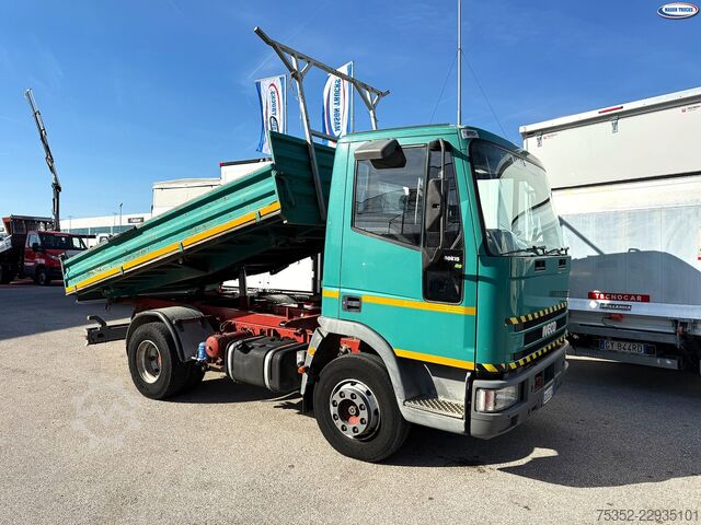 Tipper truck Iveco Eurocargo 75E15
