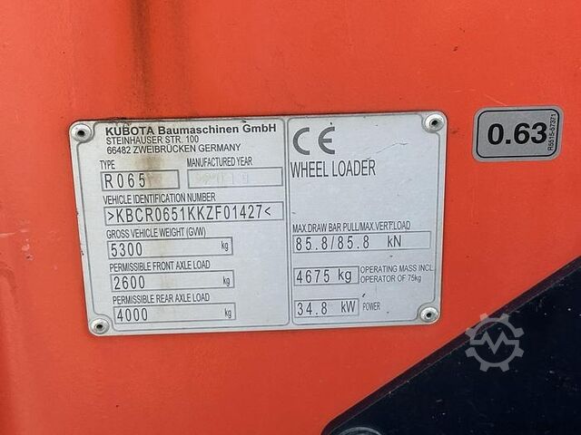 Loader Kubota R065W