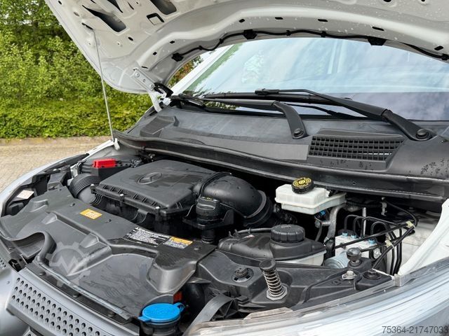Minibus MERCEDES-BENZ Vito 109 Cdi Tourer Extra Lang 9Sitze Schiebetür