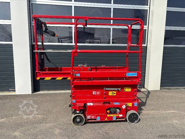 Scissor lift Iteco IM5080 6,90m Scherenarbeitsbühne