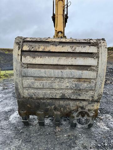 Crawler excavator Komatsu PC 600LC-8