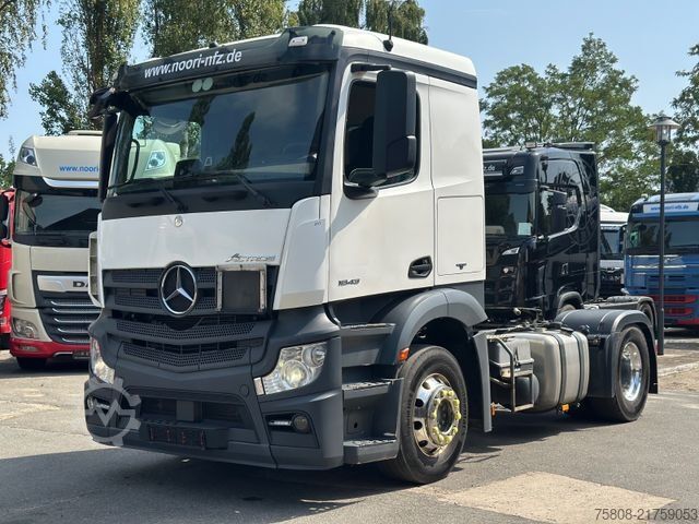 Gefahrgut LKW MERCEDES-BENZ Actros 1843 ADR FL/AT Safety Xenon