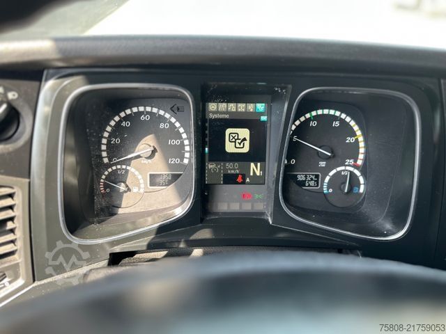 Gefahrgut LKW MERCEDES-BENZ Actros 1843 ADR FL/AT Safety Xenon