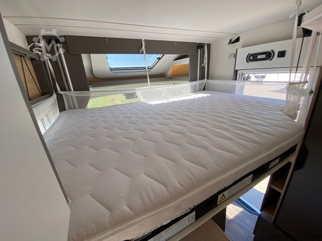 Teilintegriertes Wohnmobil LMC Tourer  H 730 G  ,Hubbett, Navi,Wintertauglich