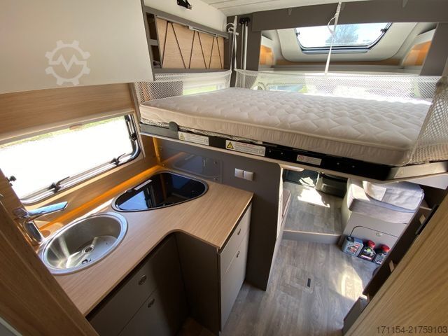 Teilintegriertes Wohnmobil LMC Tourer  H 730 G  ,Hubbett, Navi,Wintertauglich