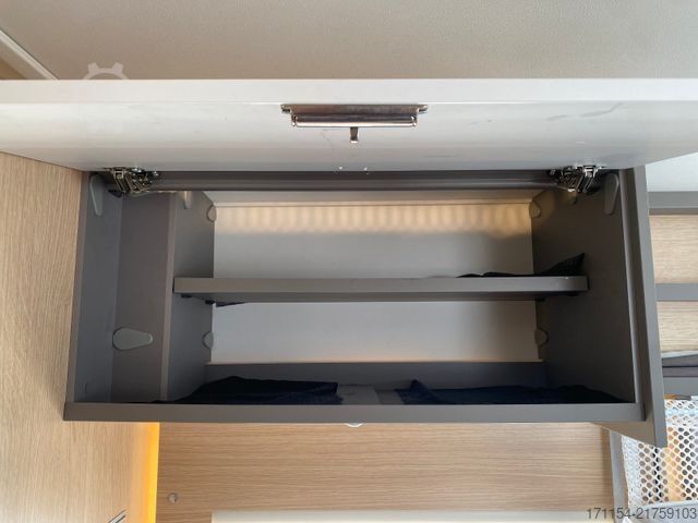 Teilintegriertes Wohnmobil LMC Tourer  H 730 G  ,Hubbett, Navi,Wintertauglich