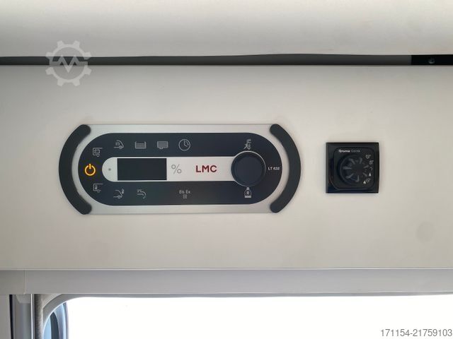 Teilintegriertes Wohnmobil LMC Tourer  H 730 G  ,Hubbett, Navi,Wintertauglich