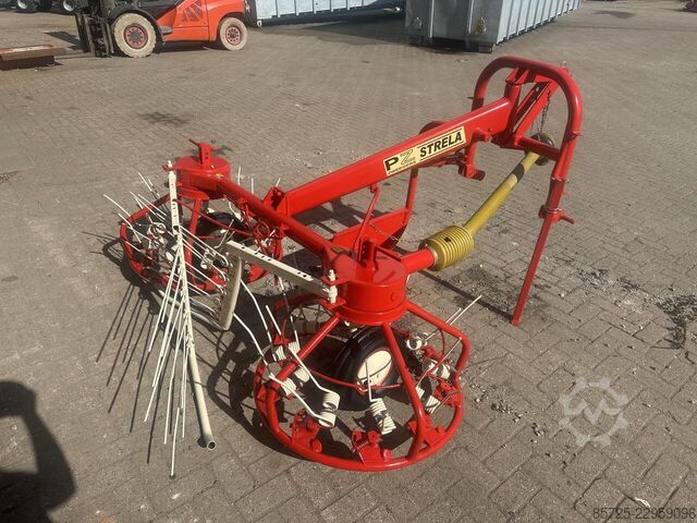 Tedder  Strela hooischudder - Gebruikt