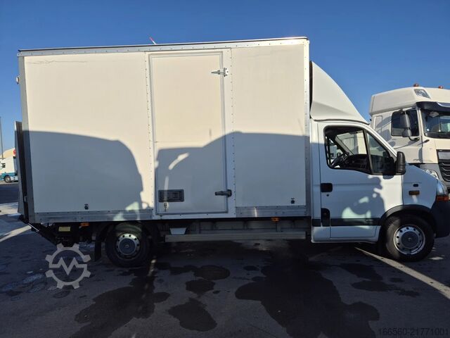 Box truck Renault Master DCI 120