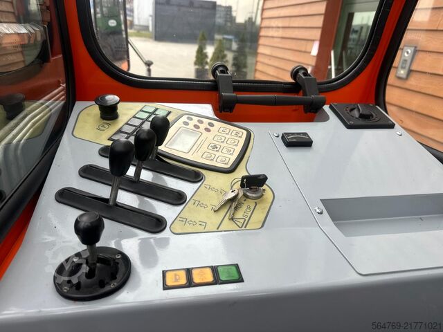 4-way forklift Combilift Hubtex DQ45/Only 3310 h/Telscopic forks