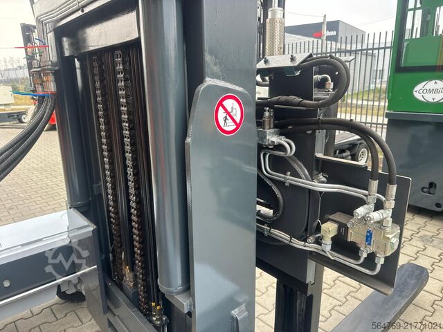 4-way forklift Combilift Hubtex DQ45/Only 3310 h/Telscopic forks