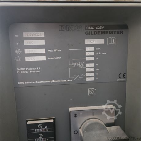 CNC milling machine 3-axis Deckel Maho DMC 635V