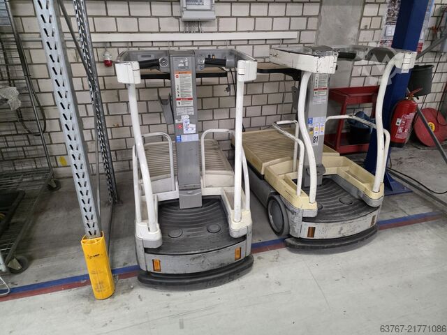 Vertical mast lift Hubsteiger Crown WAV 50-84 - 2 Stück verfügbar