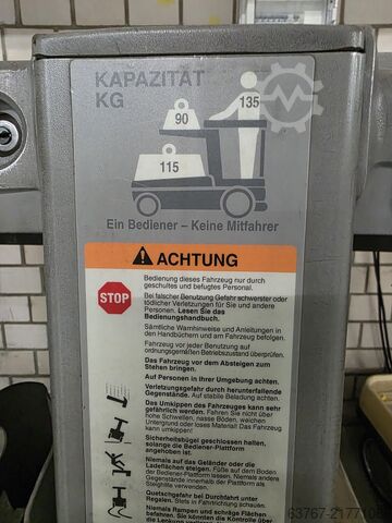 Vertical mast lift Hubsteiger Crown WAV 50-84 - 2 Stück verfügbar