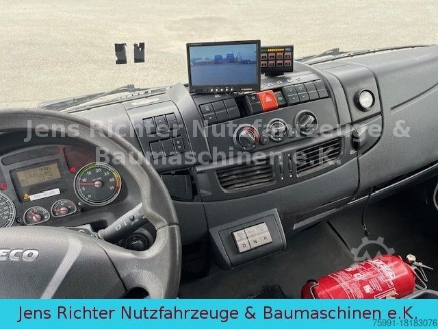 Working platform truck IVECO ML 120EL18 Hubarbeitsbühne isoliert 15 Meter