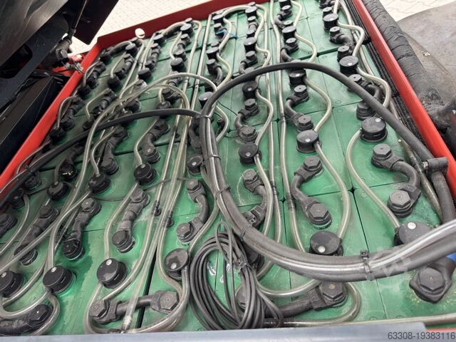 Elektro 4 Rad-Stapler Linde E25HL-02/600