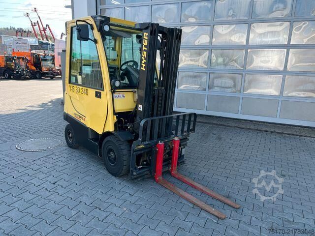 Gabelstapler Hyster H1.6 FT / Verstellgerät / HH: 4.45m / nur 467h