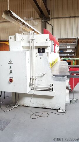 Hydr. guillotine shear GWF S 6 - 4000