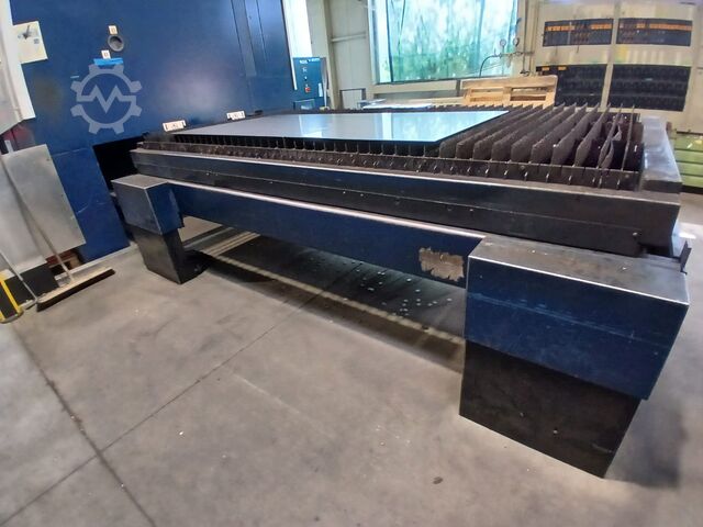Laser cutting machine TRUMPF TruLaser 5030 Fiber